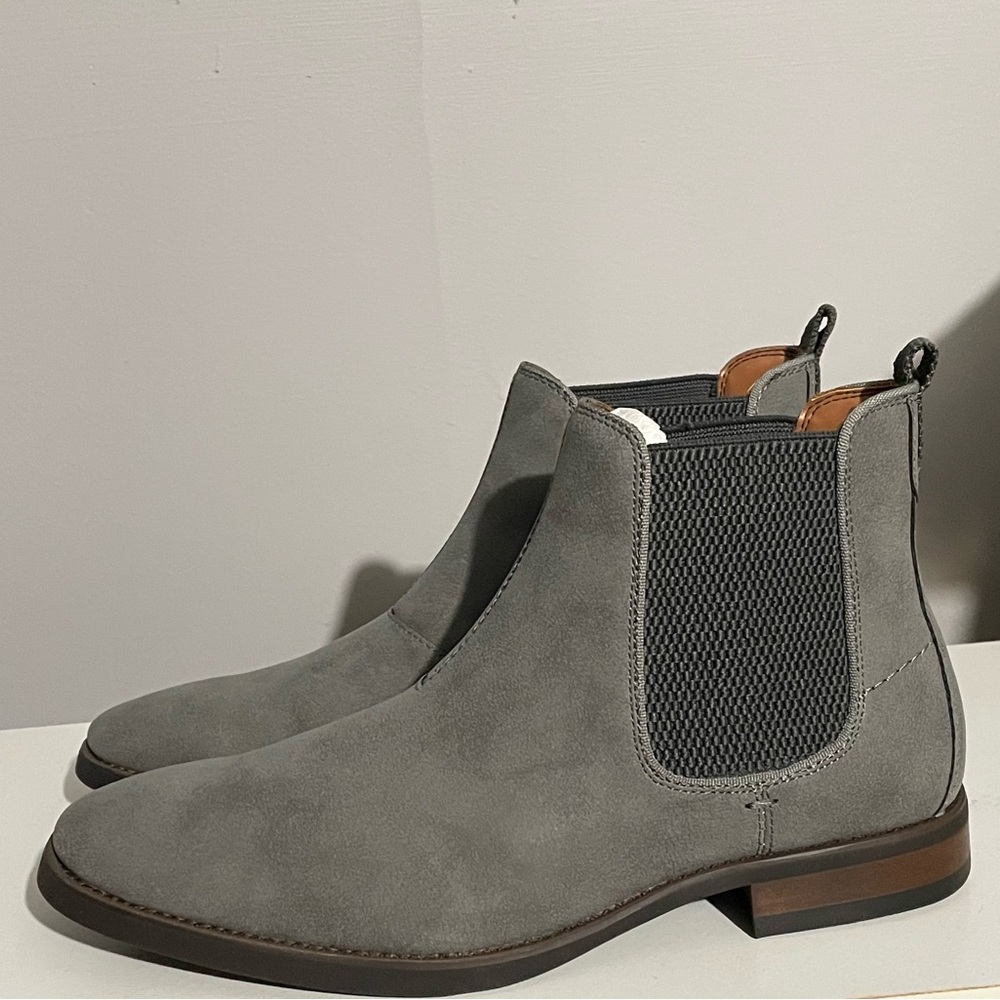 Call it Spring Men’s Vegan Chelsea Boots in Charcoal Grey Size 8